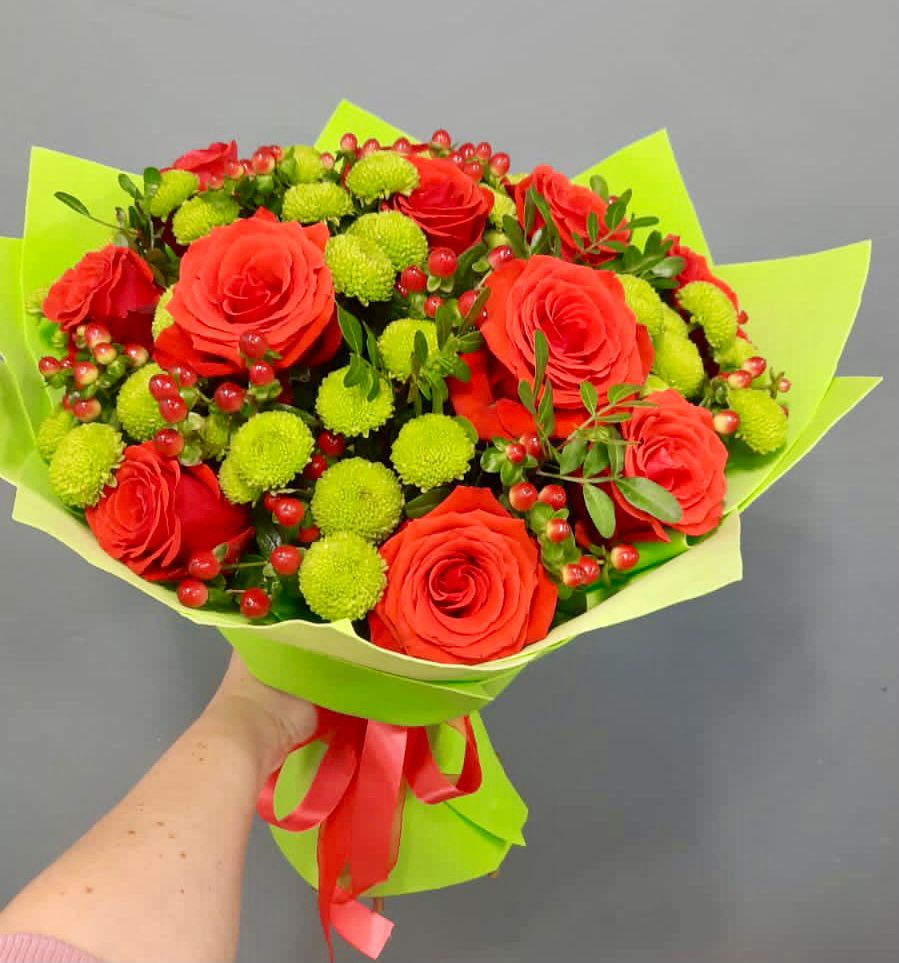 Букет цветов из: Хризантемы и Розы в Бриньковской