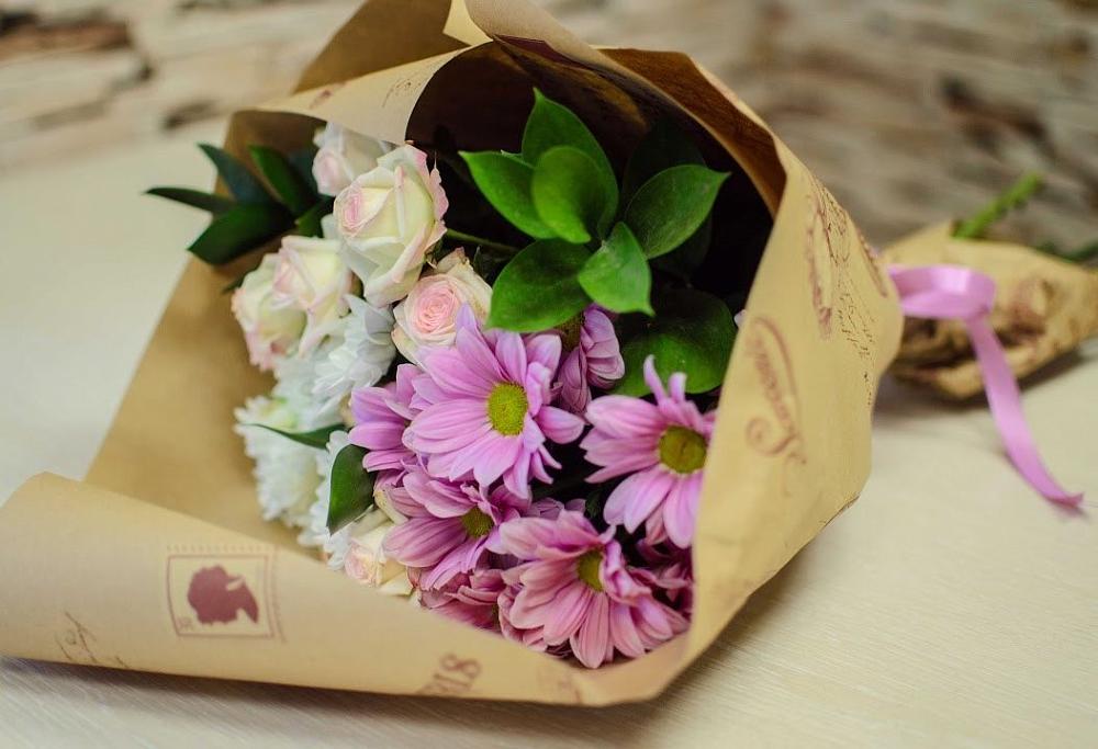 Букет цветов из: Розы и Хризантемы в Бриньковской