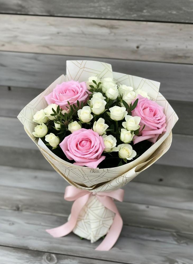Букет цветов из: Розы в Бриньковской