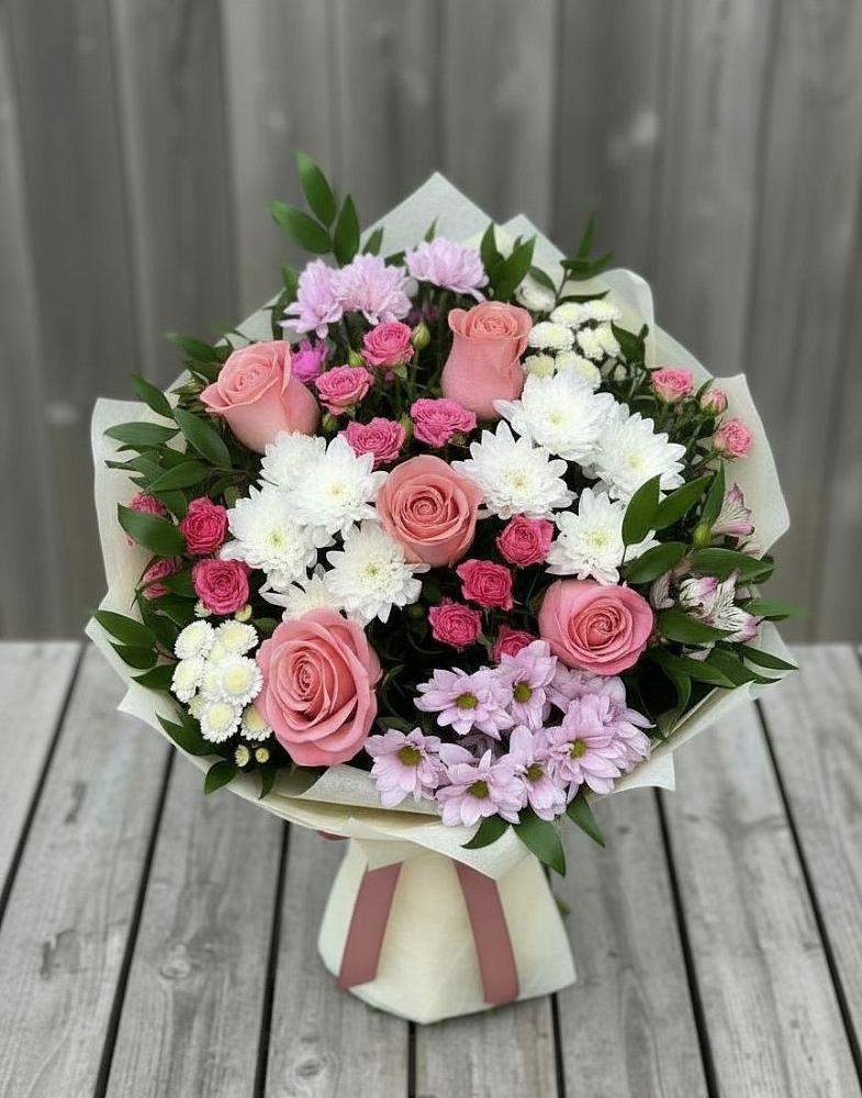 Букет цветов из: Альстромерии, Гвоздики, Розы и Хризантемы в Бриньковской
