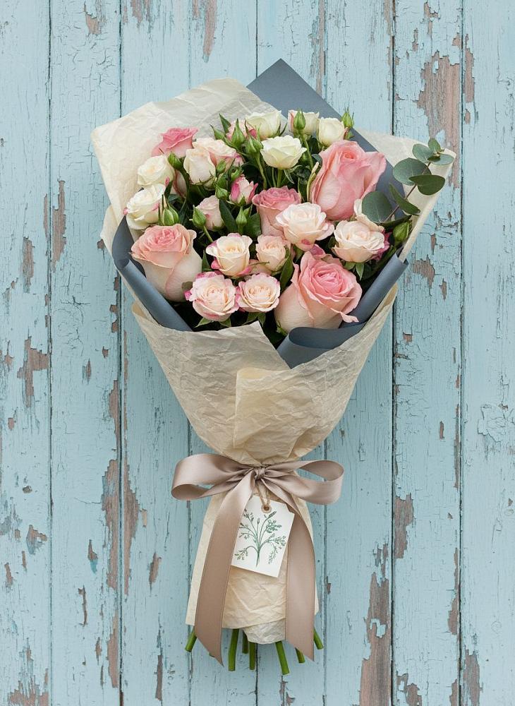 Букет цветов из: Розы в Бриньковской