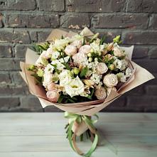 Букет цветов из:  Альстромерии, Розы и Хризантемы в Бриньковской