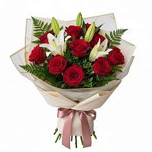 Букет цветов из:  Лилии и Розы в Бриньковской