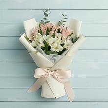 Букет цветов из:  Альстромерии в Бриньковской