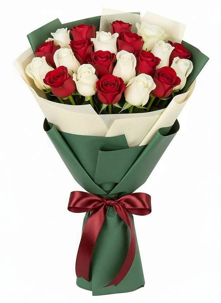 Букет Микс из красных и белых роз в Бриньковской