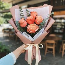 Букет цветов из:  Розы в Бриньковской