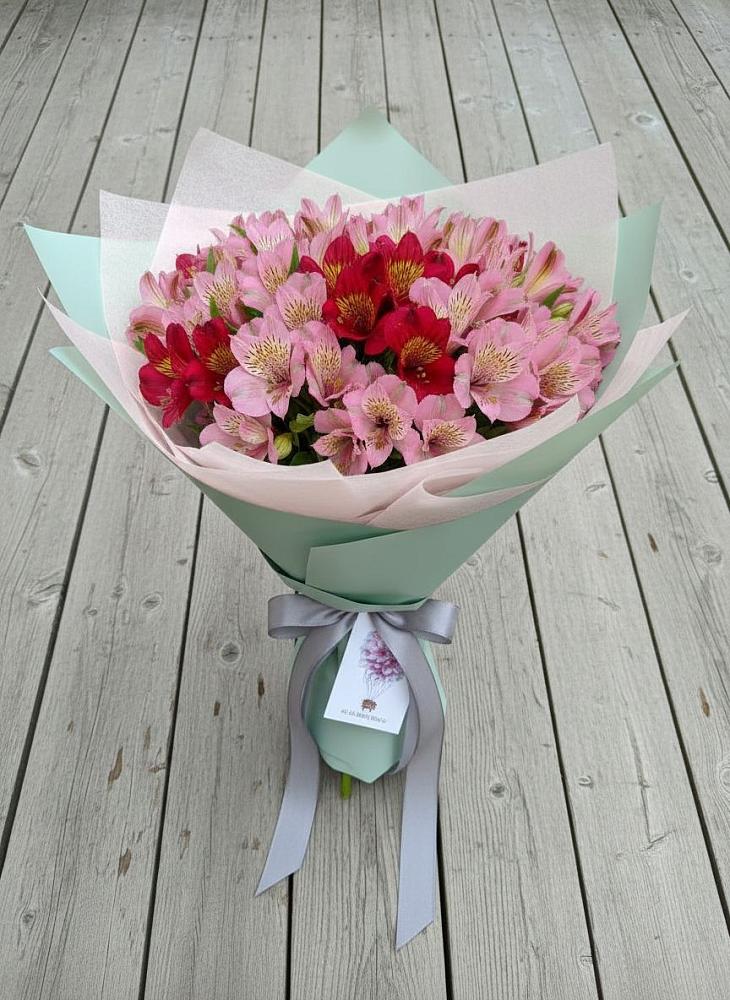 Букет цветов из: Альстромерии в Бриньковской