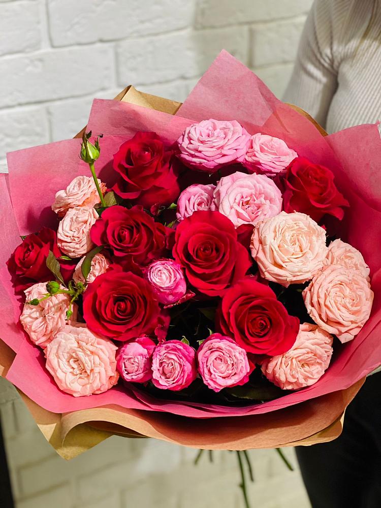 Букет цветов из: Розы в Бриньковской