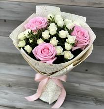 Букет цветов из:  Розы в Бриньковской