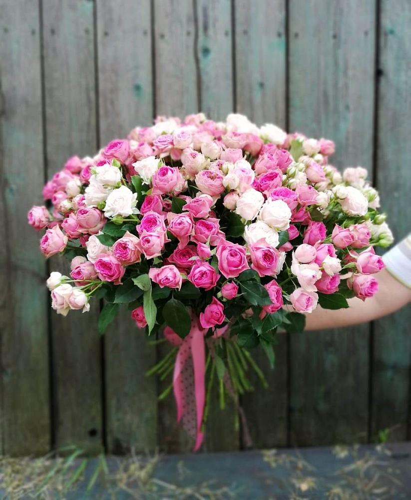 Букет Розовые кустовые розы Натали и Лав Лидия в Бриньковской