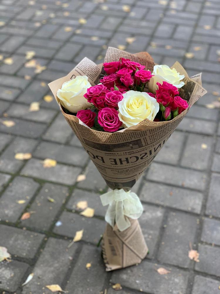 Букет цветов из: Розы в Бриньковской