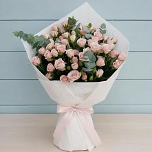 Букет цветов из:  Розы в Бриньковской