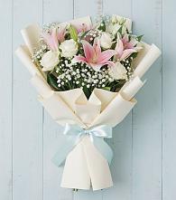 Букет цветов из:  Лилии в Бриньковской